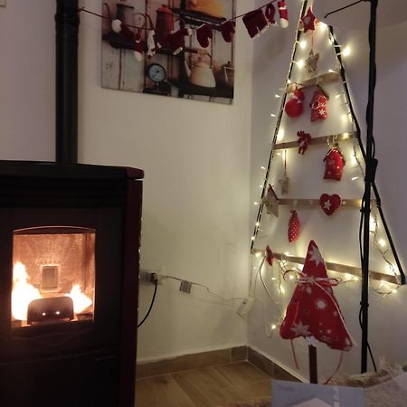 B&B A Casa Di Carla Castelsaraceno Экстерьер фото